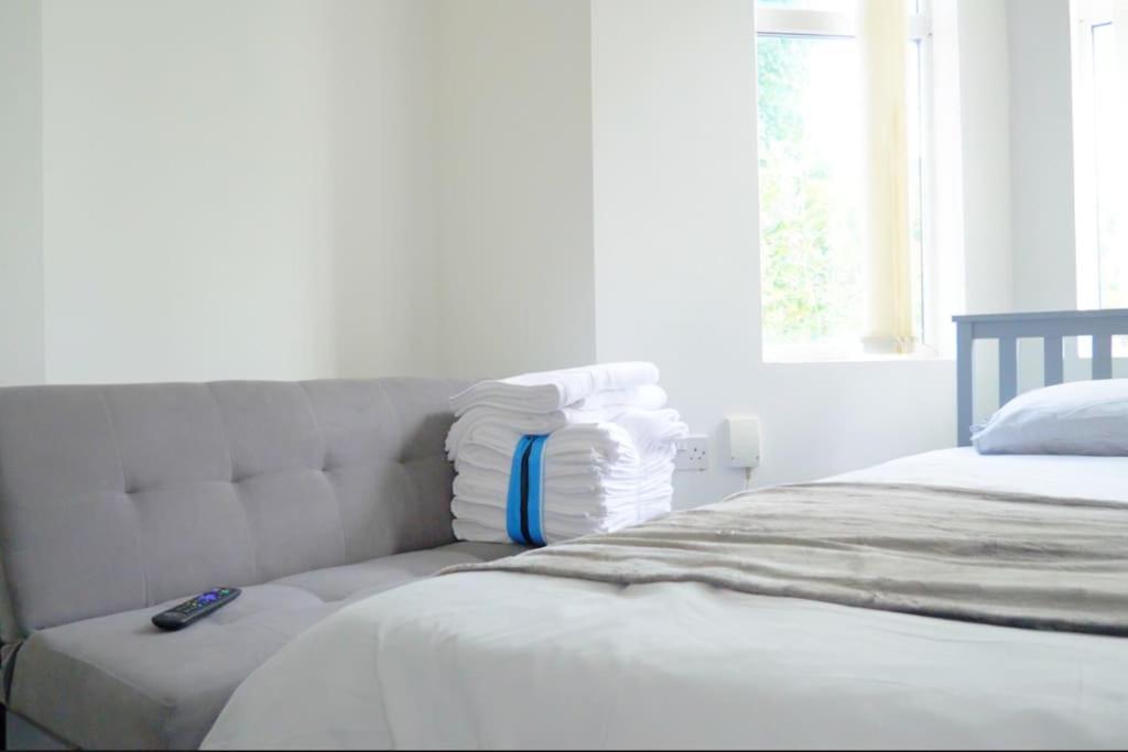 Discover Your Cozy Haven A Perfect Studio Getaway Leamington Spa Exterior photo