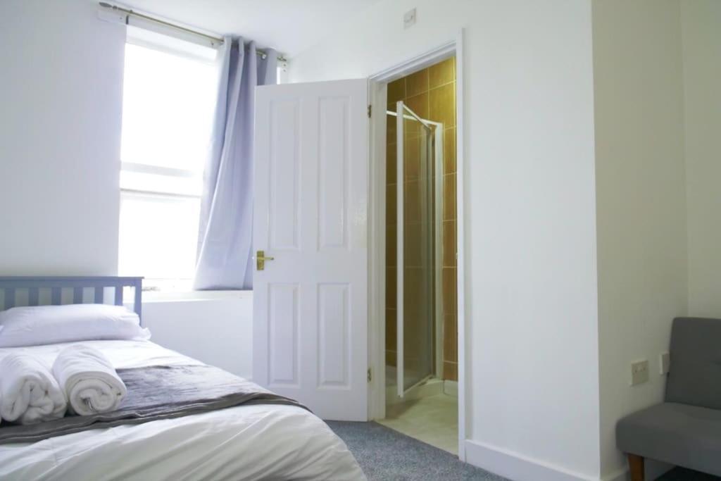 Discover Your Cozy Haven A Perfect Studio Getaway Leamington Spa Exterior photo